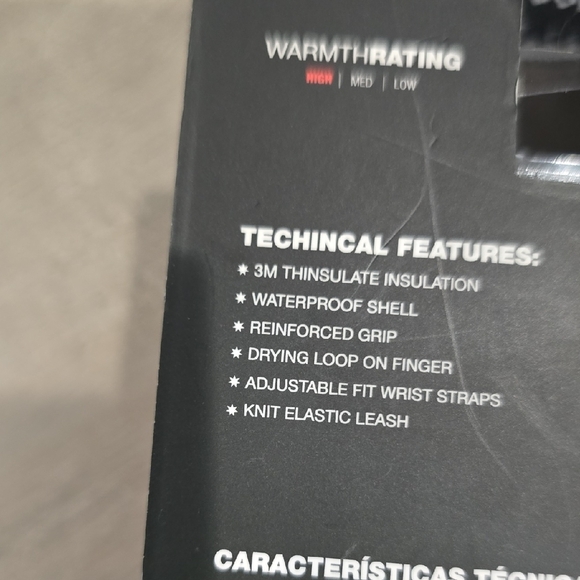 DC Black and Neon Gloves - Picture 4 of 5